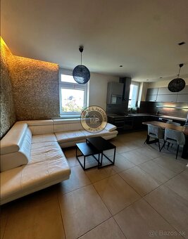 L&P | Prenájom priestranného 3-izbového bytu –Trenčianska ul - 2