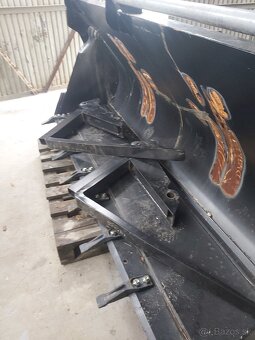 JCB predná lopata - 2