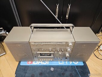 UNIVERZUM HIFI SYSTEM 1000 - 2