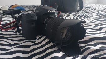 Predám Canon Eos90 D - 2