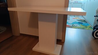 Predám kuchynský stôl - 2