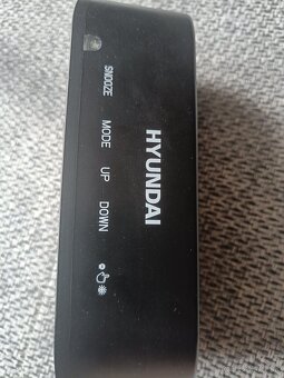 Budík + meranie teploty a vlhkosti - 2