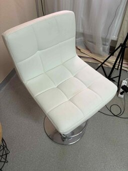 Barova stolička - 2