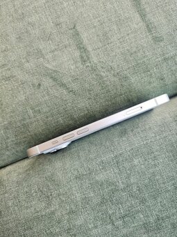 iPhone 15 128gb 84% modrý - 2