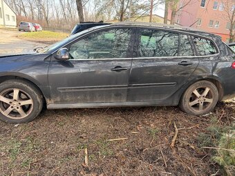 Rozpredam Renault Laguna 2.0 DCI 2008 Combi - 2