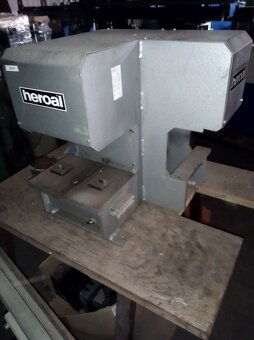 Vysekávací lis Elumatec ST225 - 2