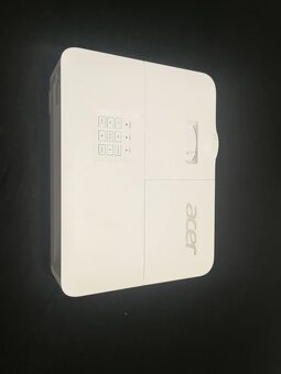 LED projektor ACER vhodny aj do exterieru - 2