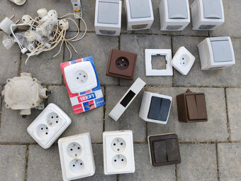 elektroinštalačný material - 2