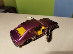 Dinky toys Ford Capri - 2