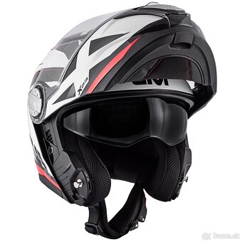 Prilba givi - 2