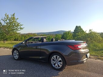 Opel Cascada cabrio 1.6 benzín, koža - 2