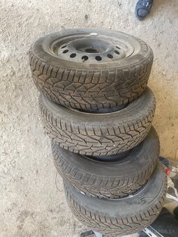 4x plechové disky Ford+zimné pneumatiky - 2
