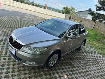 Škoda Octavia sedan - 2