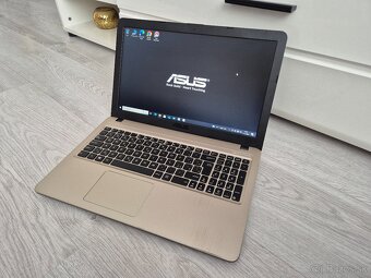 ASUS Vivobook X540M 15,6" Nova baterka 150 € - 2