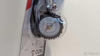 YATO PIŠTOĽ NA NAFUKOVANIE PNEUMATÍK S MANOMETROM - 2
