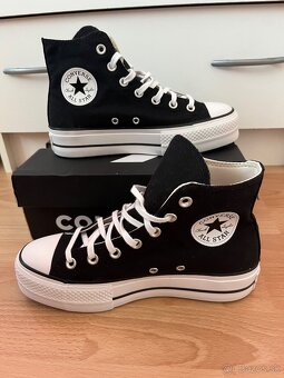 Converse Chuck Taylor All Star Lift Hi čierne - 2