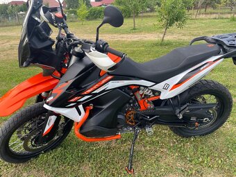 Ktm adventure 890R - 2
