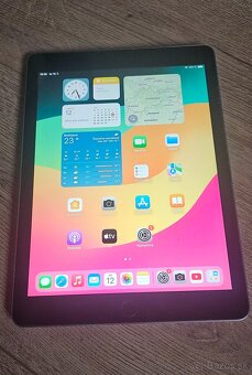 Apple iPad 6 gen. 128gb pero púzdro nabíjačka - 2
