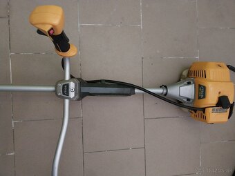 Krovinorez Stihl - 2