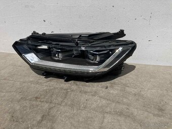 VW PASSAT B8 2014- ĽAVÉ PREDNÉ SVETLO FULL LED - 2