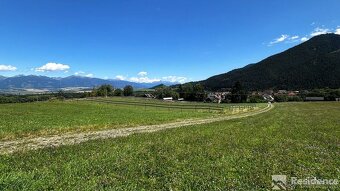 Na predaj pozemok v obci Pavčina Lehota – 3 624 m² - 2