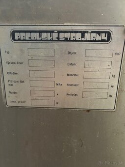 Predám chladiaci box na mlieko - 2