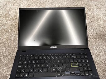 Asus notebook - 2