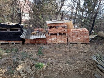 Predám  staré  očistene  tehly - 2