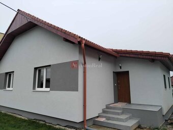 Predaj:Prerobený 5-izbový RODINNÝ DOM, pozemok 547 m2, Marti - 2