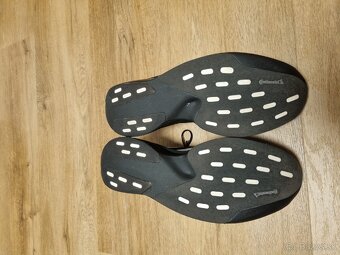 Bežecké tenisky Adidas ADIZERO EVO SL - 2