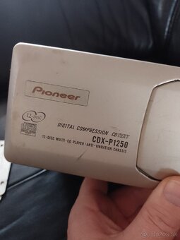 Pioneer menič na 12 CD. - 2
