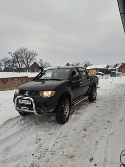 Mitsubishi l200 l 200 - 2