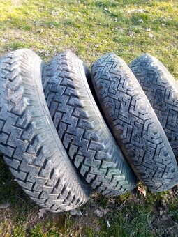 Kolesá Lada niva prípadne na vlečku .. - 2