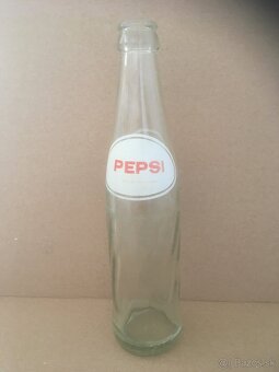Stará sklenená fľaša od Pepsi Coly - 2