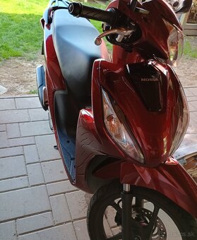 Honda Vision 110 - 2