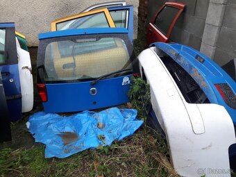 Fiat punto 1 a 2 na diely nie v celku - 2