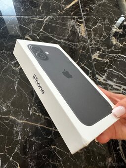 Predám nový iPhone 16 128GB – nerozbalený - 2