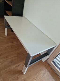Rastúci detský stôl IKEA Pahl - 2