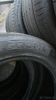 Predám semislick 225/45 R17 - 2