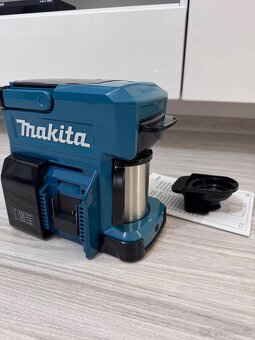 MAKITA AKÚ KÁVOVAR - 2