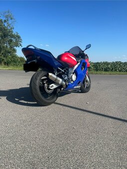 Honda CBR 600f - 2