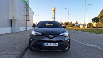 Toyota C-HR 2,0 Hybrid Dynamic Force 184 k e-CVT STYLE - 2