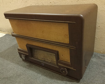 Staré retro bakelitové rádio Rektra RA90, ČSR 1939 - 2