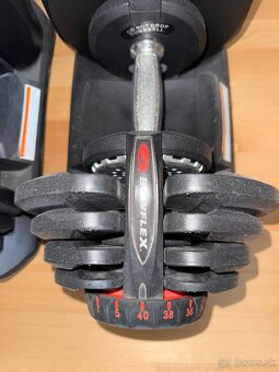 Predám nastaviteľné jednoručky Bowflex 5–40 kg (ako nové) - 2