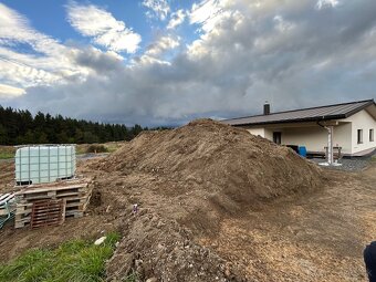 Darujem zeminu, aj ornicu aj výkopova, 5-8 nákladných aut - 2