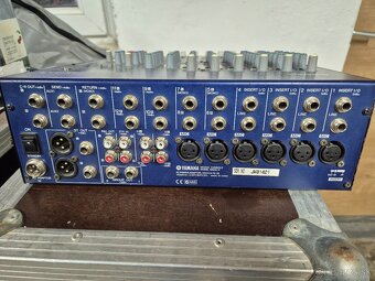 Yamaha MG 12/4 - 2