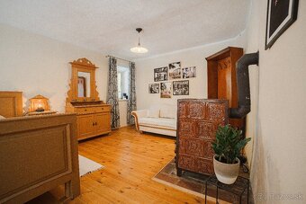 Zrekonštruovaný zariadený dom pri Námestí Svätej Trojice - 2