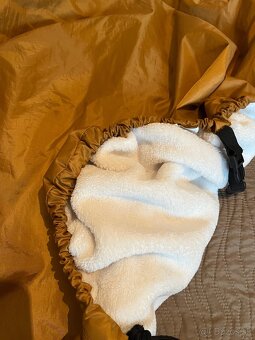 Nepadacia deka na kočík - 2