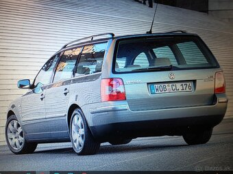 VW Passat Combi B 5,5 zadne svetla - 2
