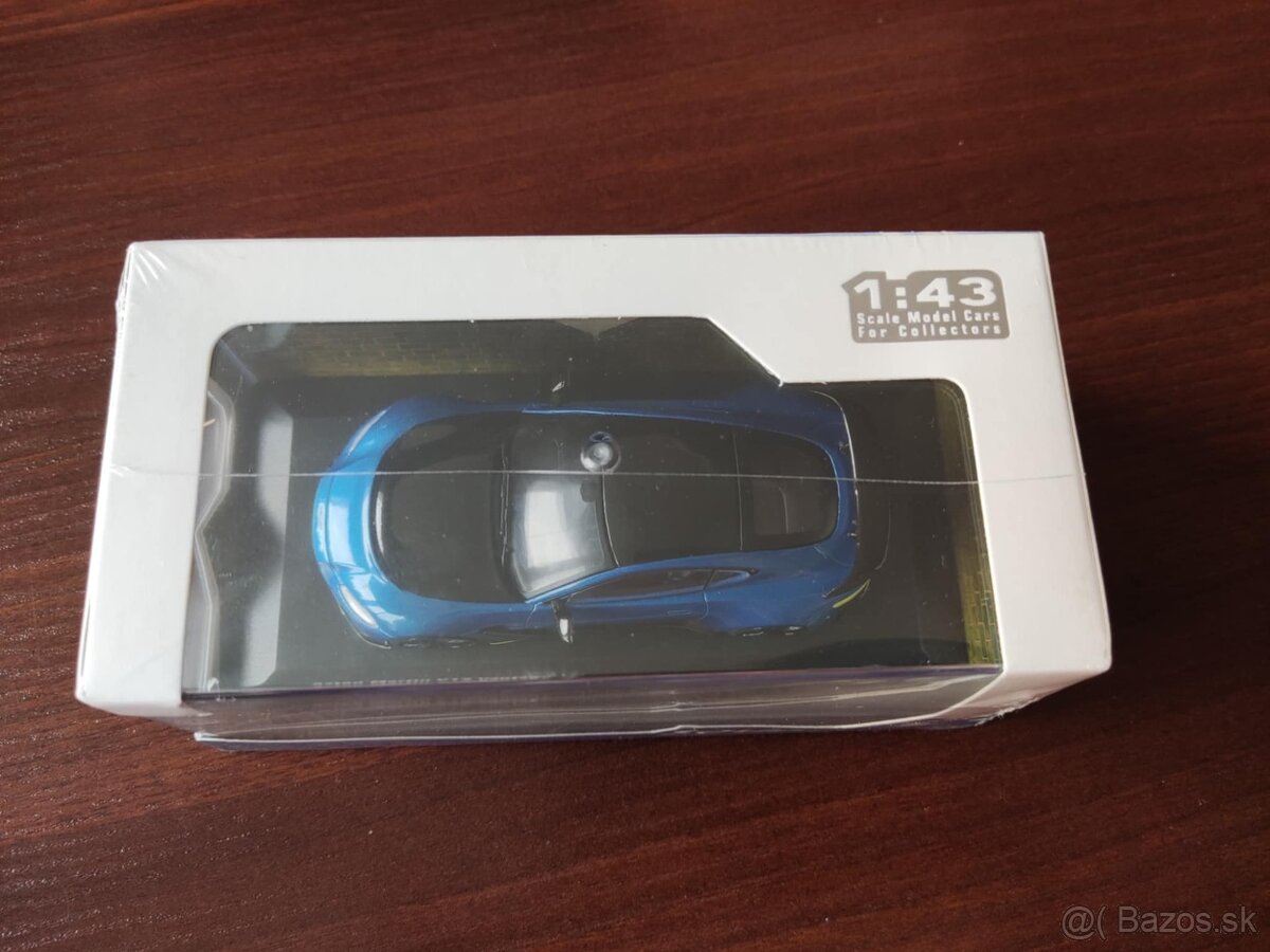 Aston Martin V12 Vantage 1:43 - 3